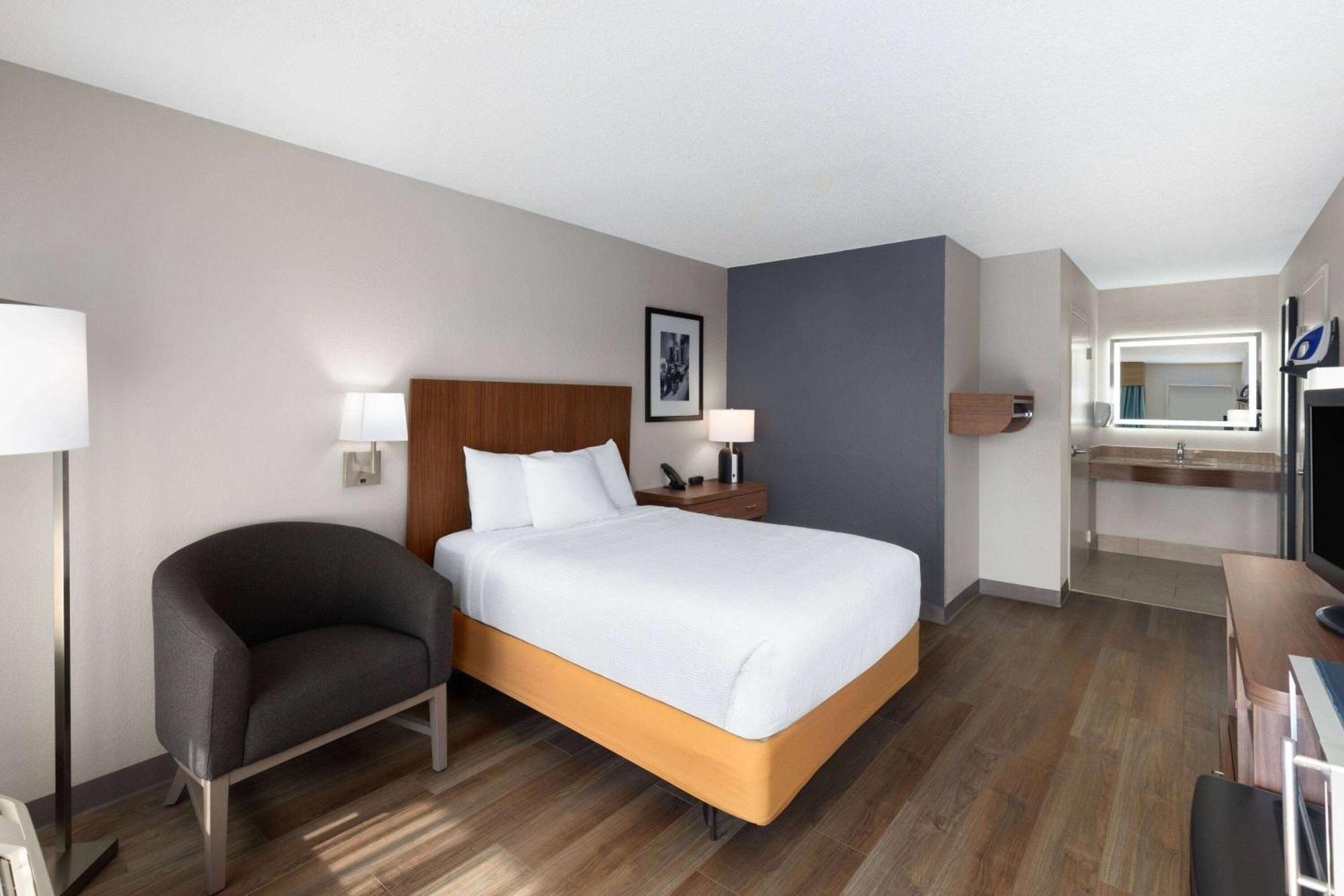 Baymont By Wyndham Nashville Airport Kültér fotó