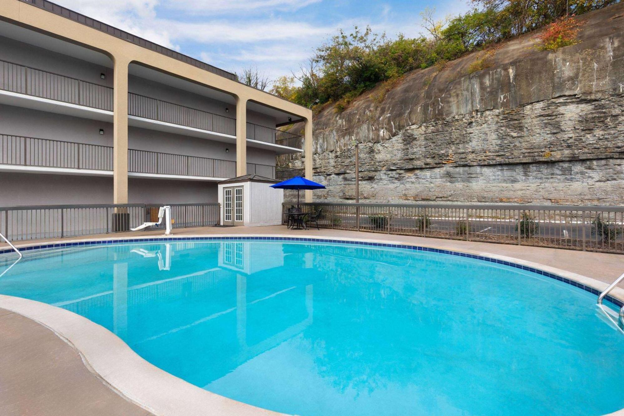 Baymont By Wyndham Nashville Airport Kültér fotó